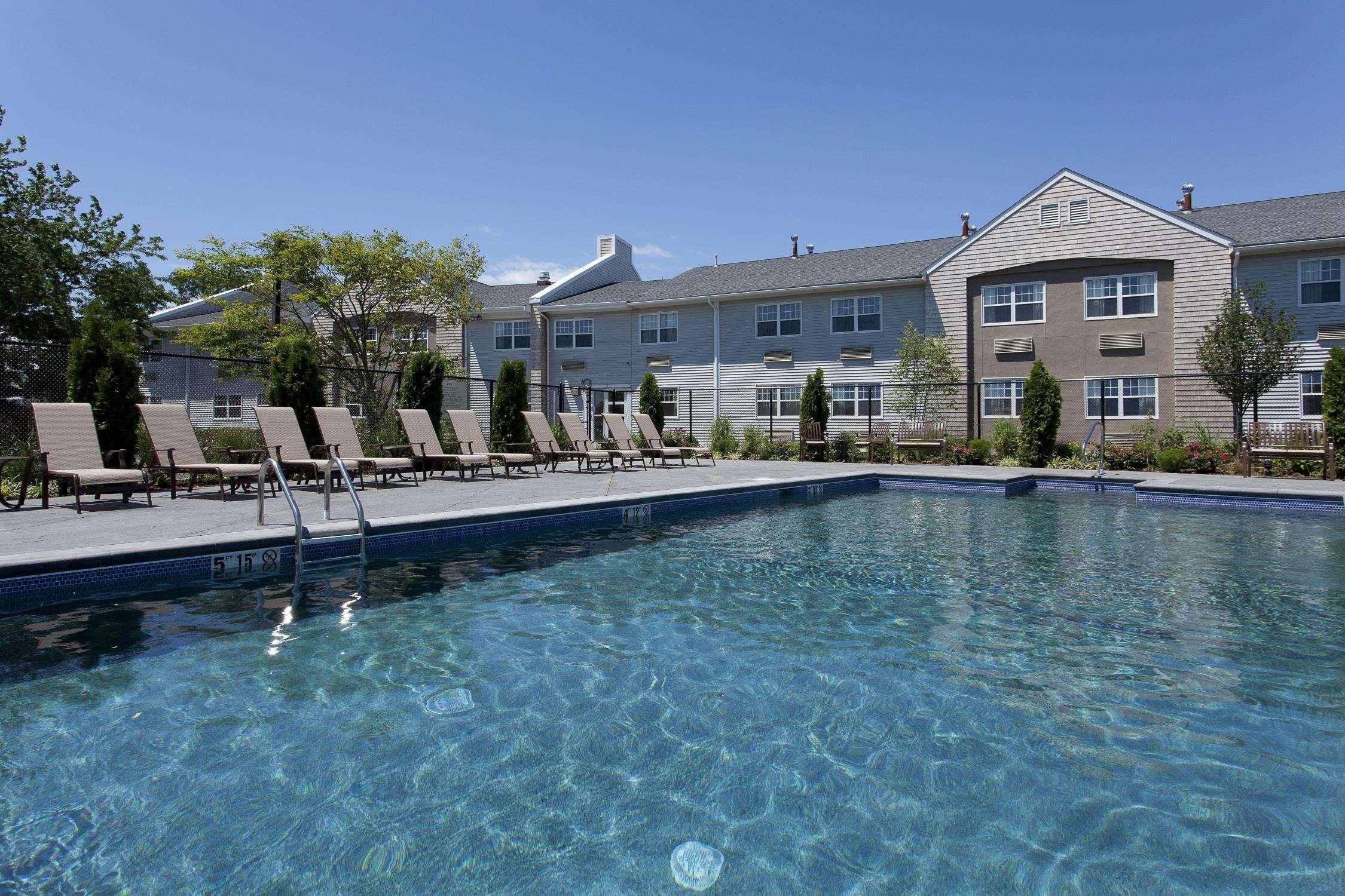 Doubletree By Hilton Cape Cod - Hyannis Hotel Екстериор снимка