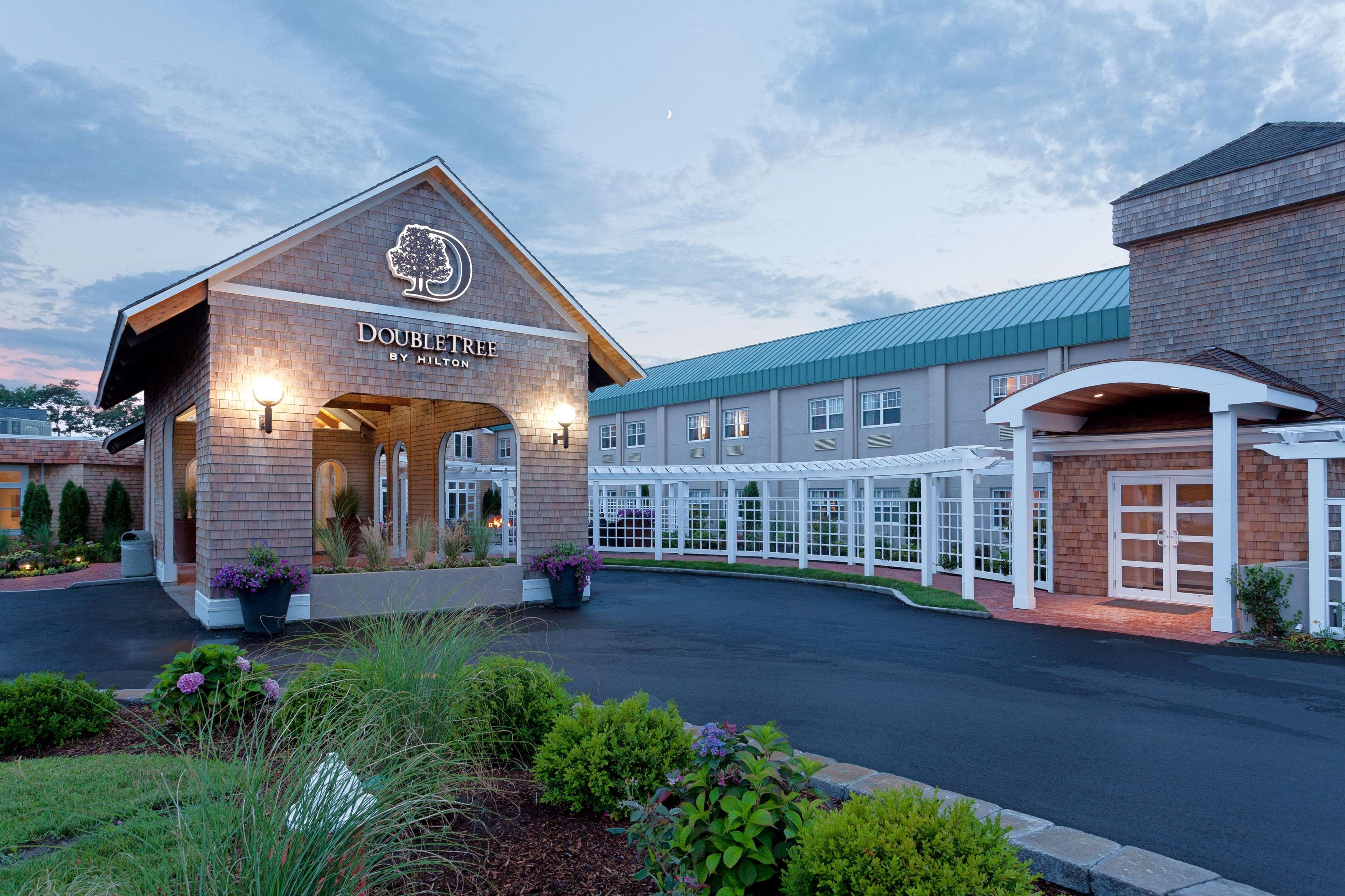 Doubletree By Hilton Cape Cod - Hyannis Hotel Екстериор снимка